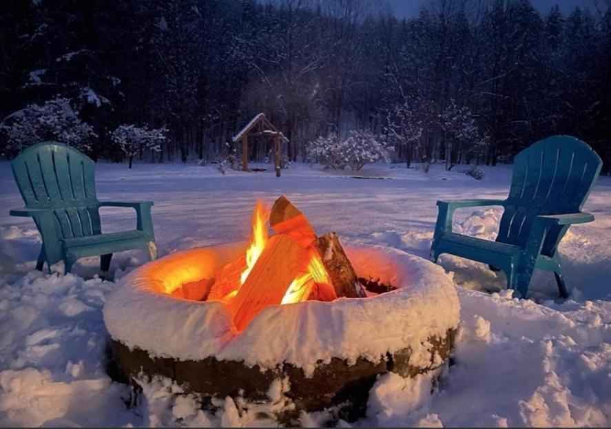 Stone Hearth Inn And Eatery Chester Dış mekan fotoğraf