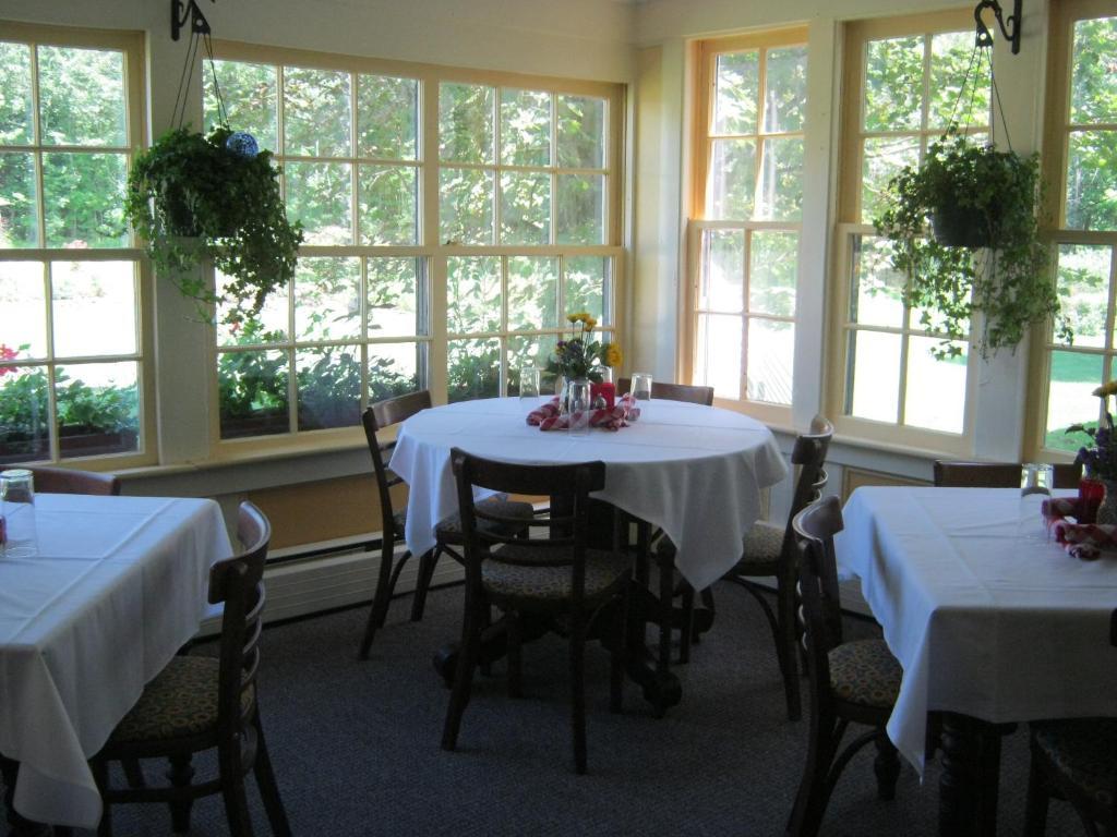 Stone Hearth Inn And Eatery Chester Dış mekan fotoğraf